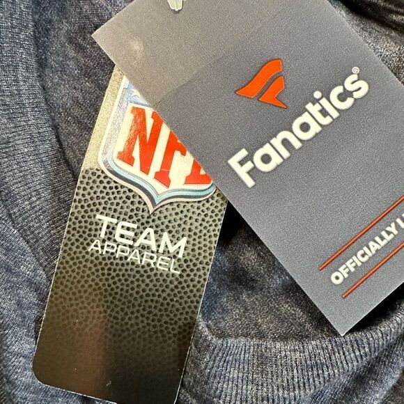 NWT Fanatics Seattle Kraken Hockey Blue Short Sleeve Logo Tee Shirt - Size 2XL - Picture 6 of 8